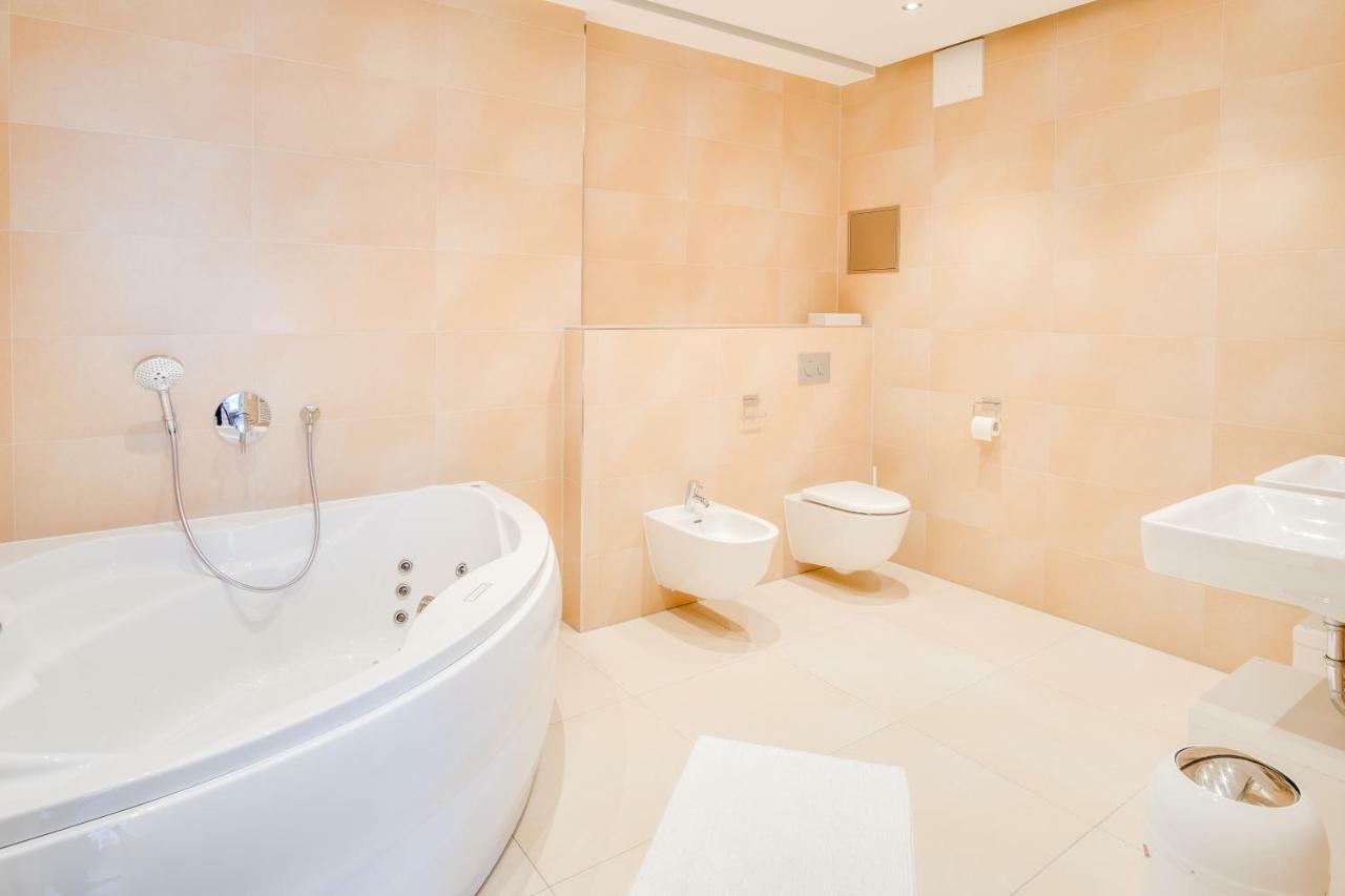 Schoene Wohnung Am Dresdner Zwinger Dresde Extérieur photo